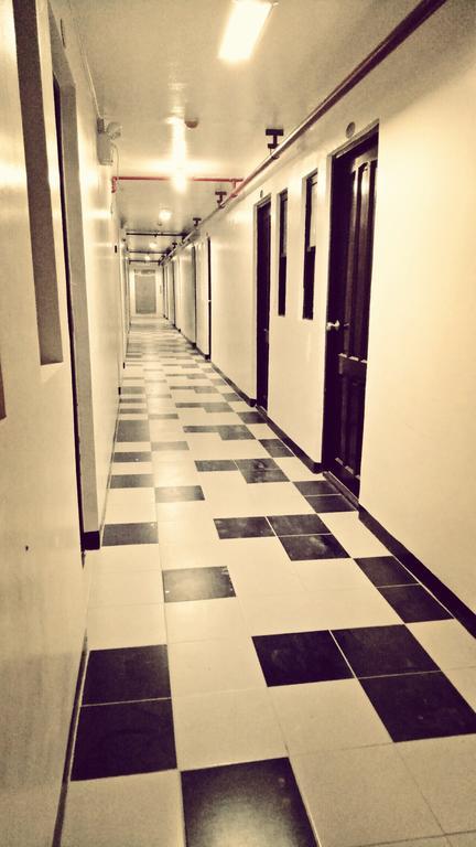 Darvy Suite Muntinlupa City Exterior foto